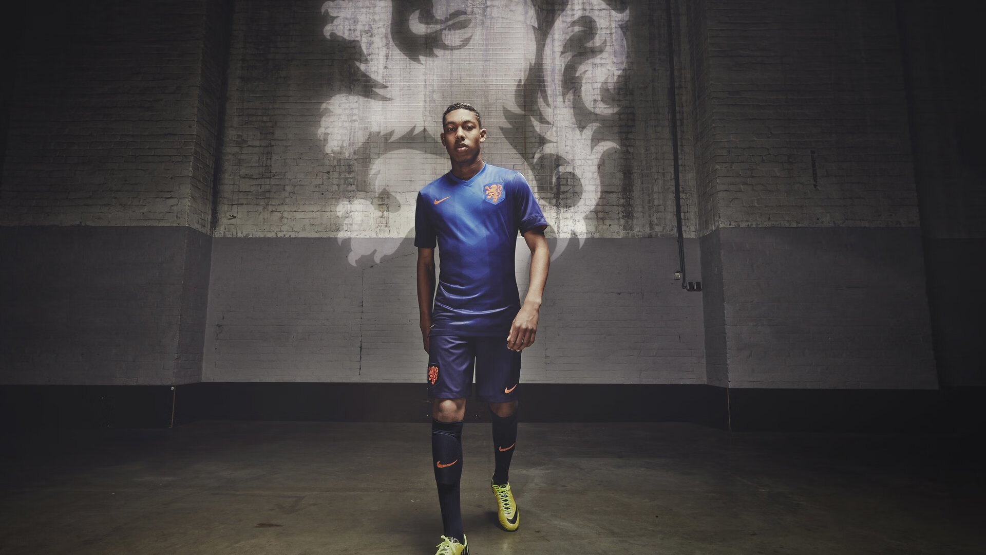 爱游戏体育官网-特色青训“技能+素养”双轨升级，加快青少年成长速度